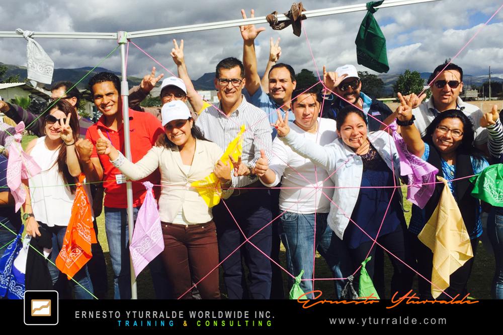 Team Building LATAM Talleres de Cuerdas Bajas | Team Building Empresarial para el desarrollo de equipos de trabajo