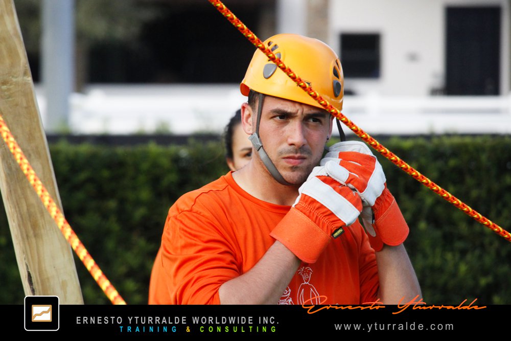Actividades de integración con Cuerdas Bajas para desarrollar liderazgo y habilidades blandas